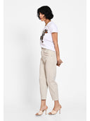 T-shirt cu print artistic frontal Alb nude