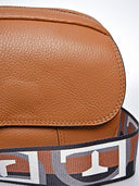 Borsa a tracolla Amina in vera pelle Cognac